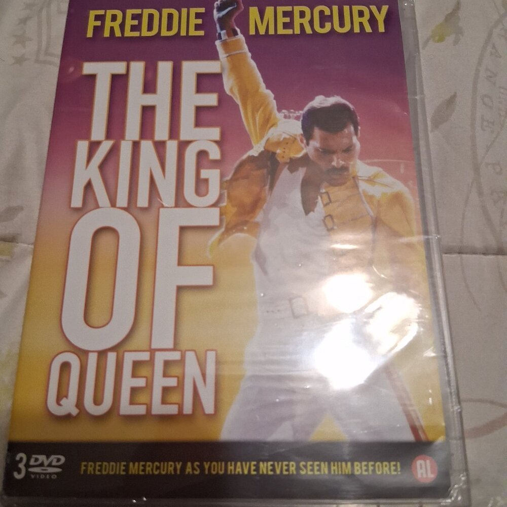 QUEEN DVDCLOSING 4/1/2026 DUE TO MOVE SO DONT WAIT YOU LIKE MAKE OFFER NOW